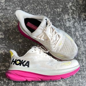 HOKA Clifton 9 Running Shoe
